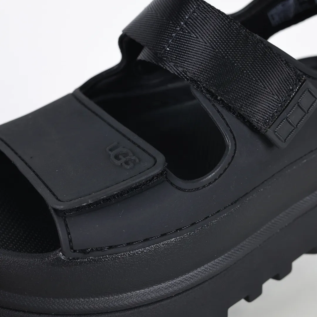 Copy price 💰560 Core recommendation Good price UGG Velcro slippers sandals summer versatile slippers soft sole non-slip beach thick sole casual elegant sandals The style of UGG sandals is really nice. It is suitable for all ages. The soles are made of super lightweight EVA foam. The classic material of U family can be said to be "light" to let you enjoy a different naked feeling. It is one of the most worth buying sandals in history. I guarantee you will not regret the series. Original OEM production Y products are available now. Size: 35 36 37 38 39 40